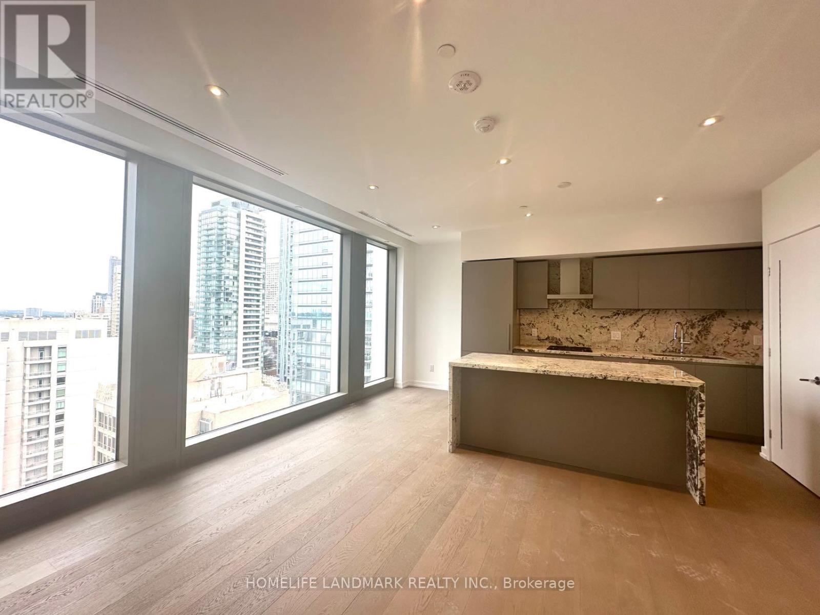 1701 - 1315 BAY STREET Property Photo 1