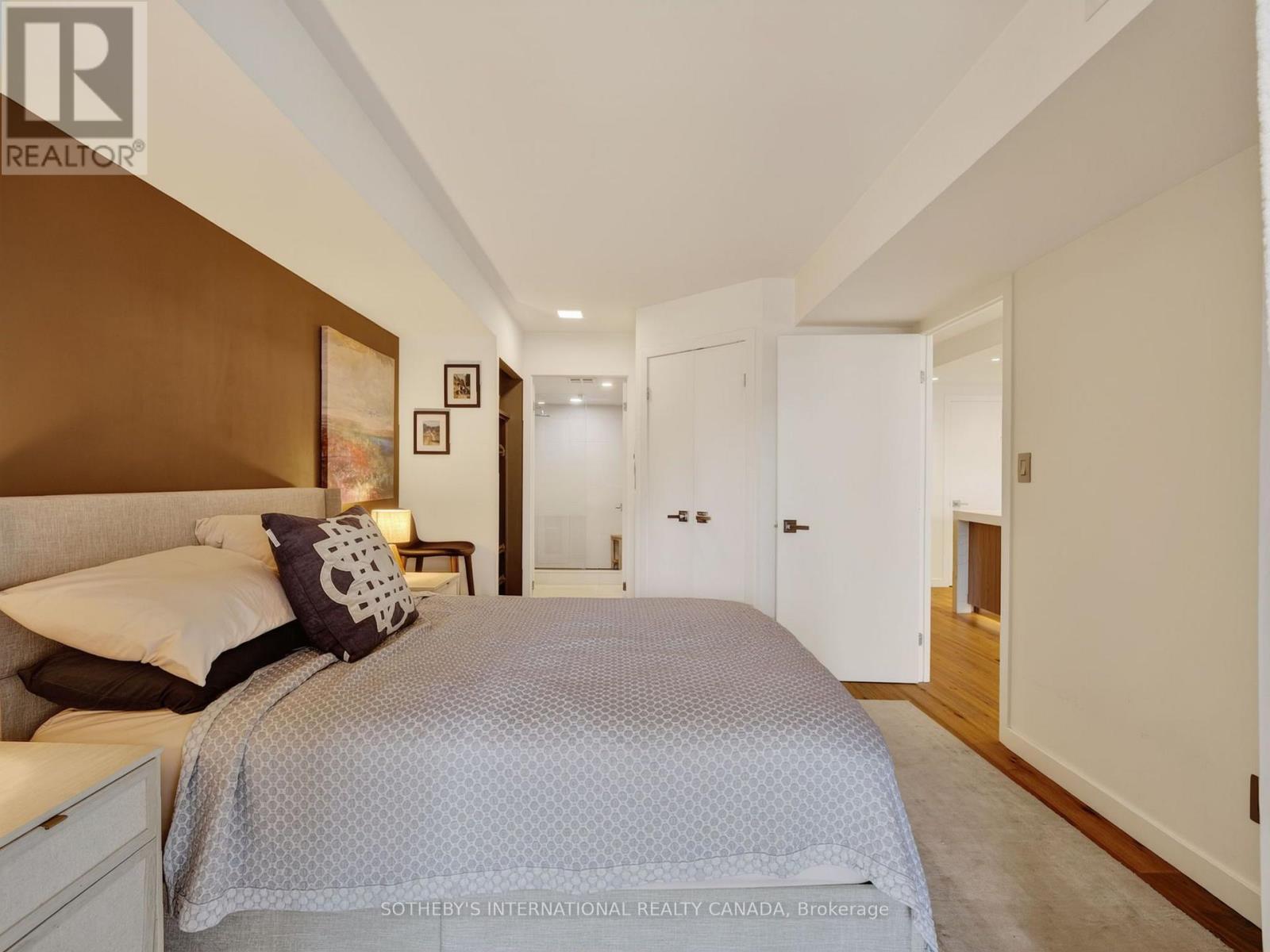906 - 550 Queens Quay W Property Photo 23