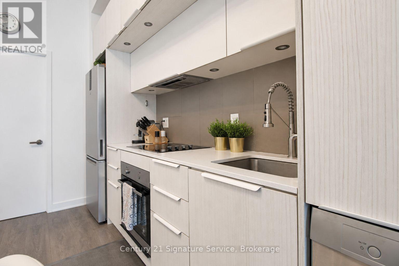 408 - 55 Regent Park Boulevard Property Photo 7