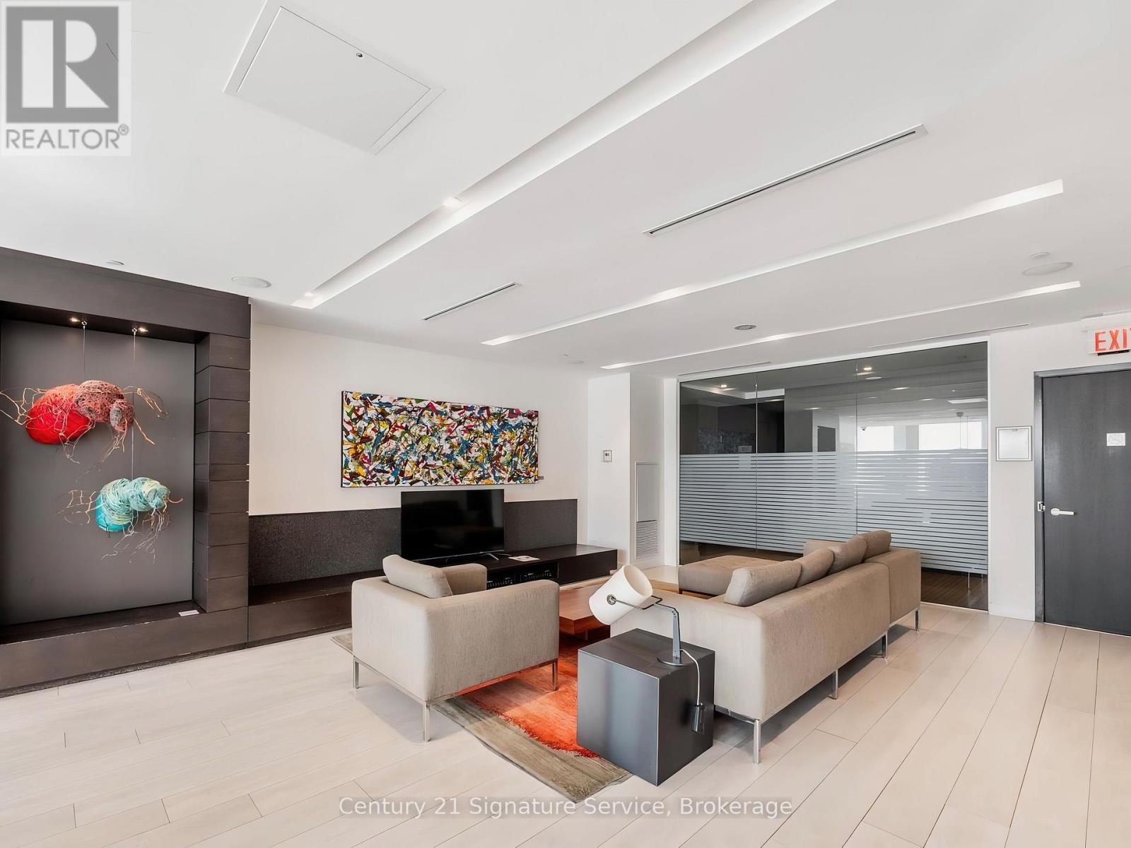 408 - 55 Regent Park Boulevard Property Photo 20