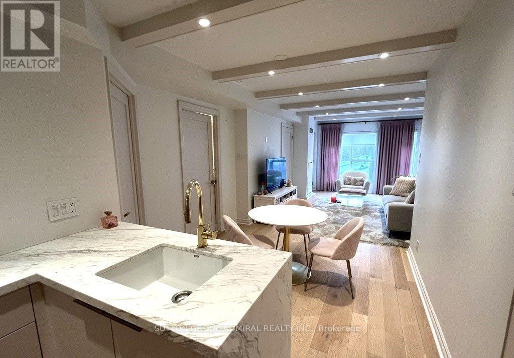 301 - 1174 Yonge Street Property Photo 6