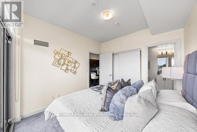 319 - 1603 Eglinton Avenue W Property Photo 12