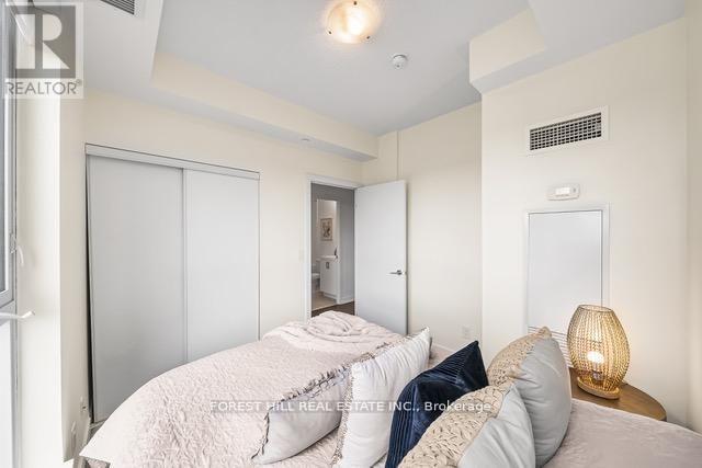 319 - 1603 Eglinton Avenue W Property Photo 15