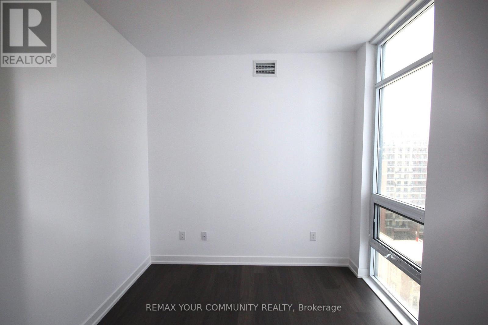1210 - 105 George Street Property Photo 9