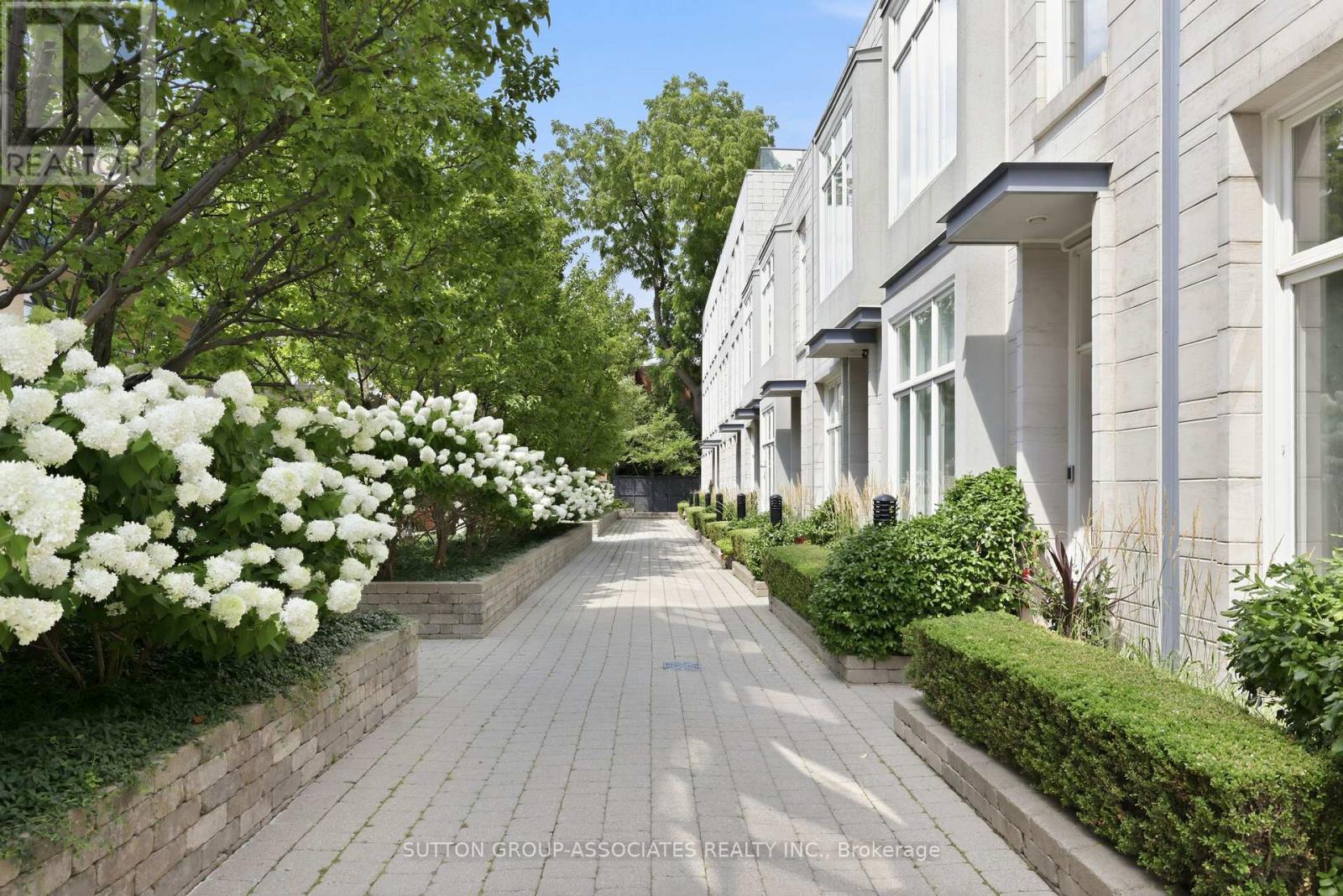 TH9 - 385 BRUNSWICK AVENUE Property Image