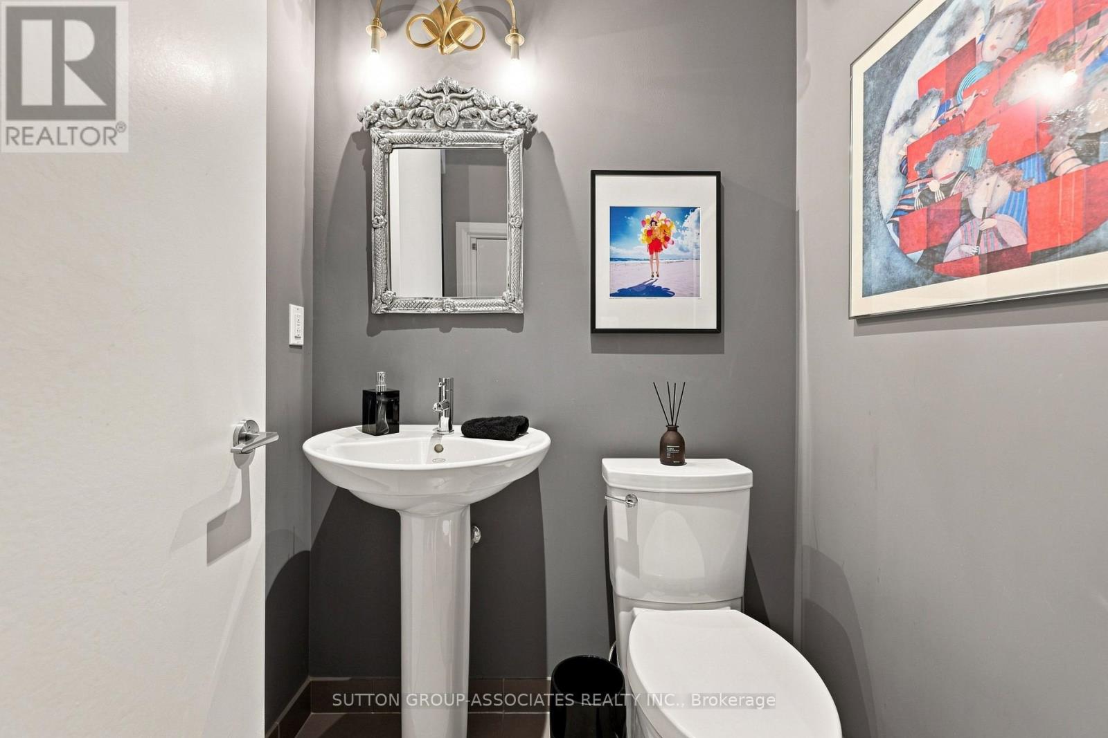 Th9 - 385 Brunswick Avenue Property Photo 17