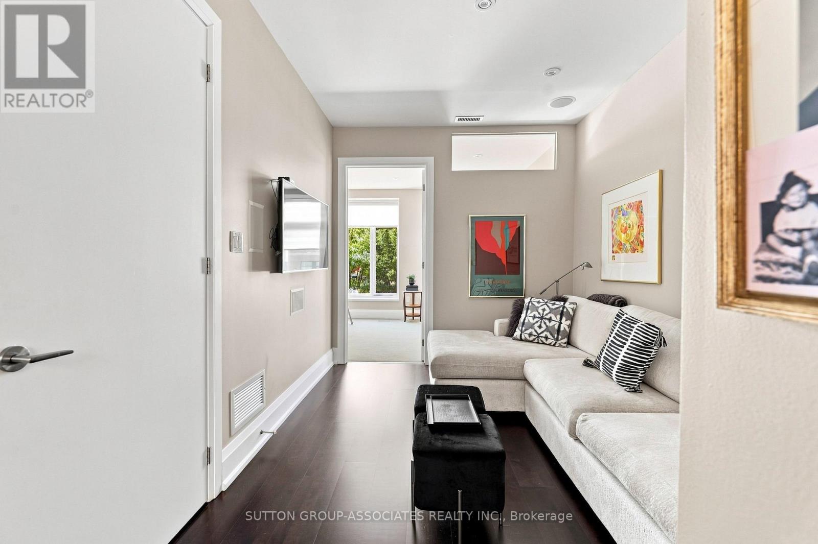 Th9 - 385 Brunswick Avenue Property Photo 18
