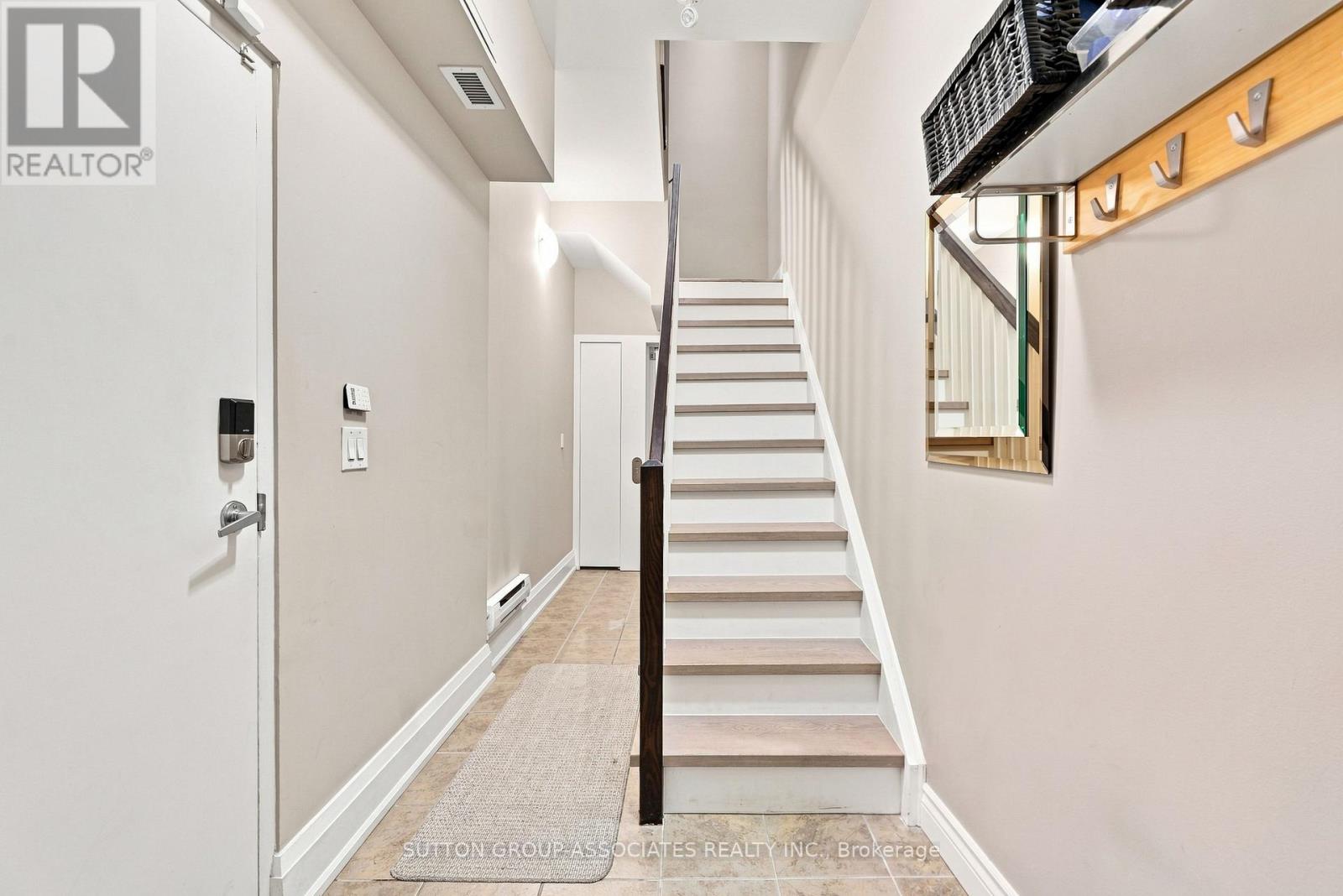 Th9 - 385 Brunswick Avenue Property Photo 34