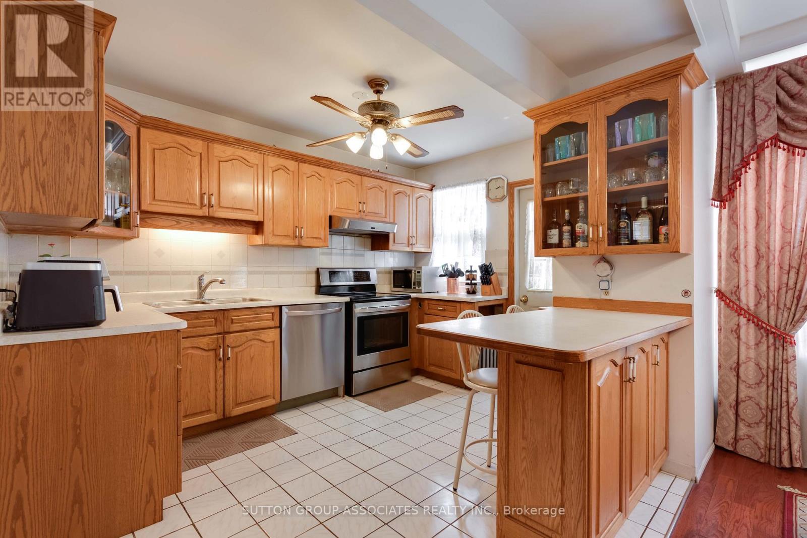 368 Glenholme Avenue Property Photo 7