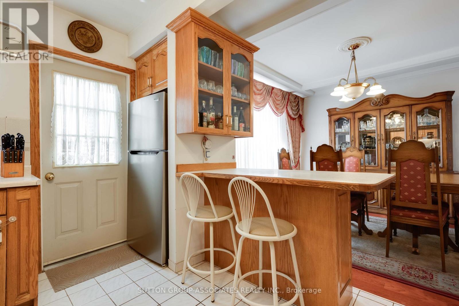 368 Glenholme Avenue Property Photo 9