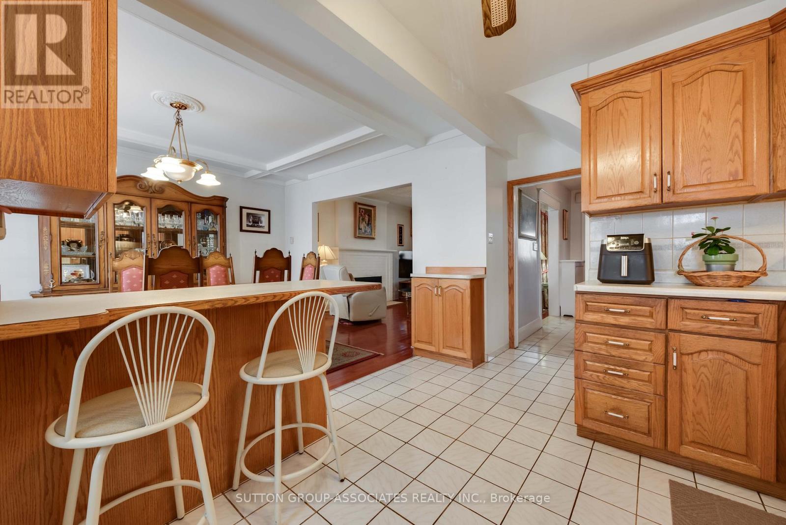 368 Glenholme Avenue Property Photo 10