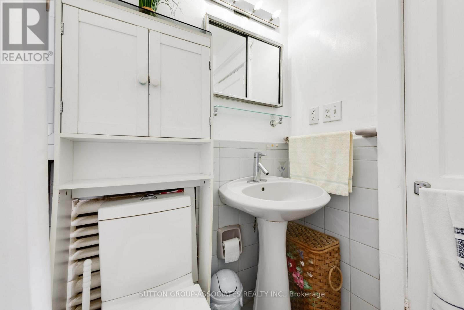 368 Glenholme Avenue Property Photo 13