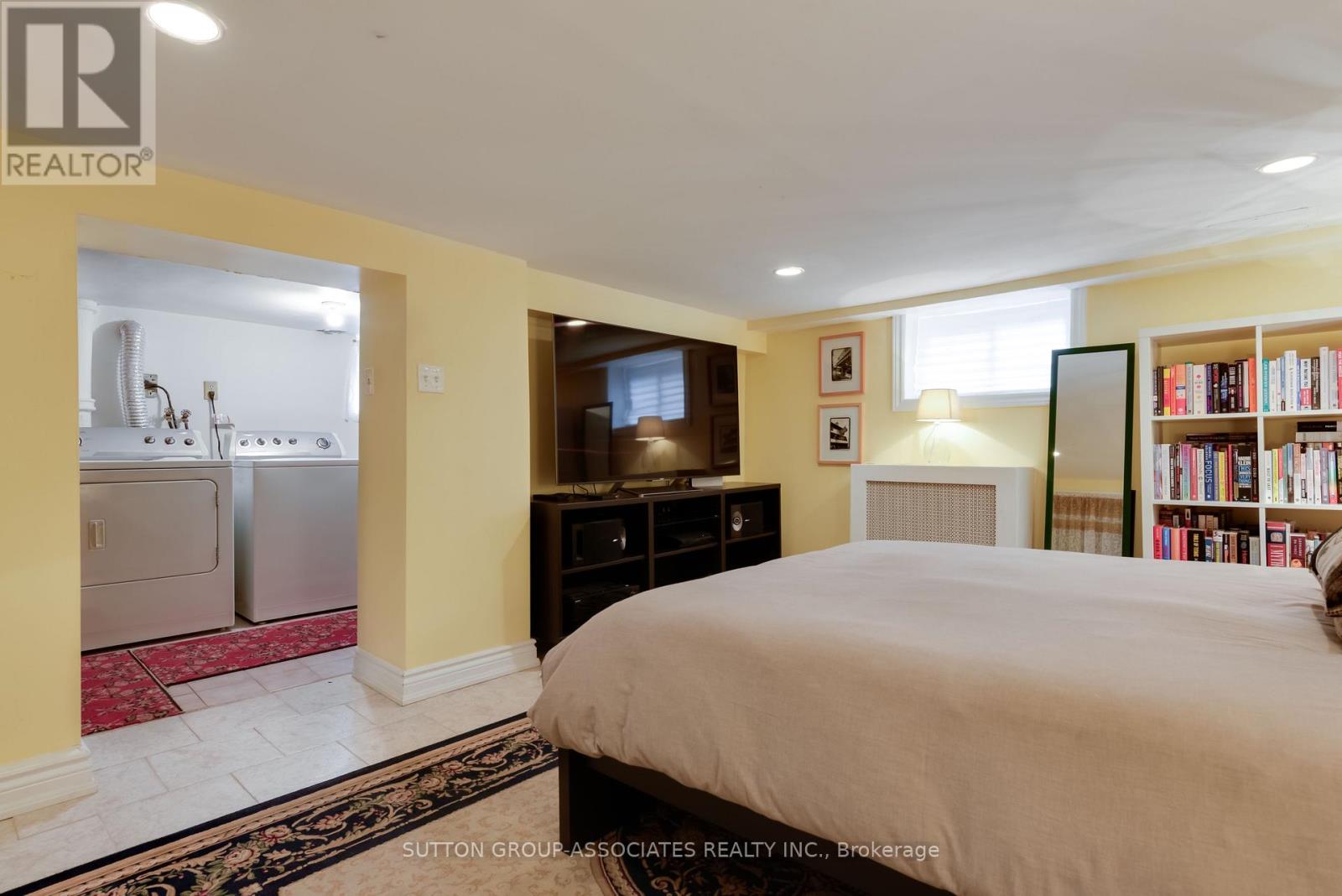 368 Glenholme Avenue Property Photo 17