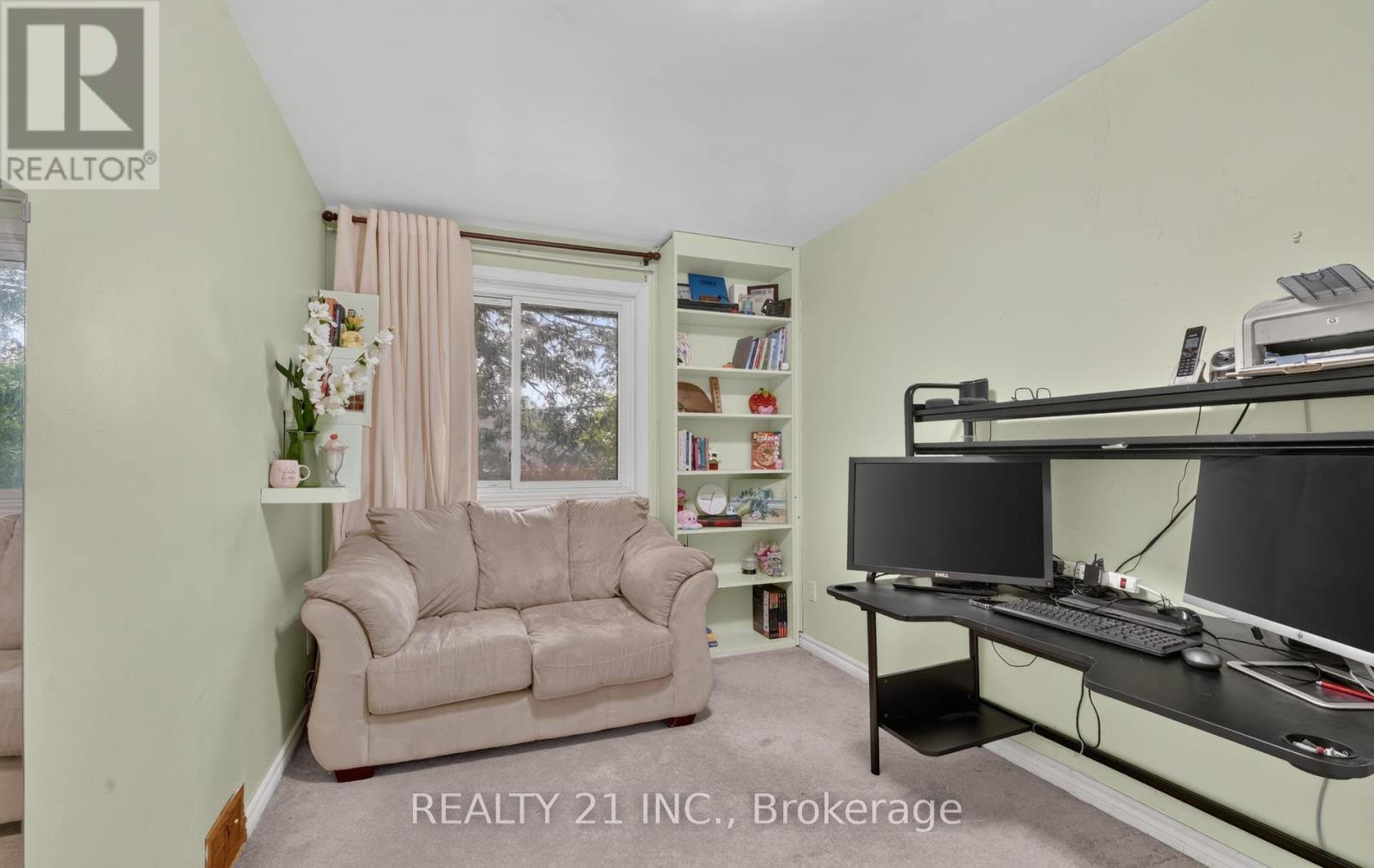 16 Baltray Crescent Property Photo 12