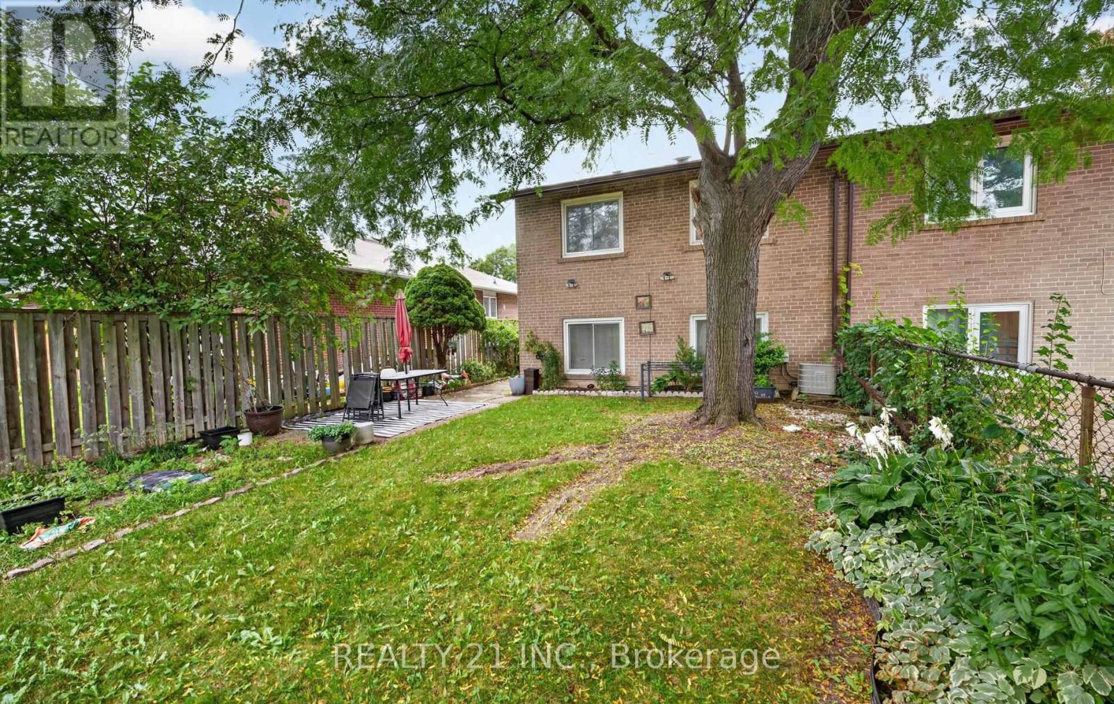 16 Baltray Crescent Property Photo 27
