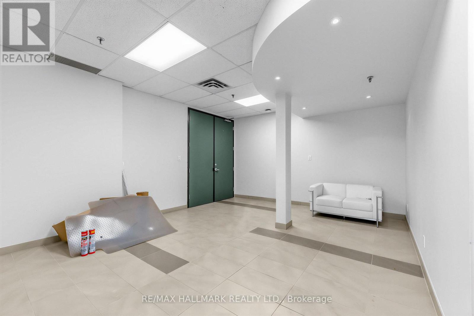 103 - 30 Kern Road Property Photo 15