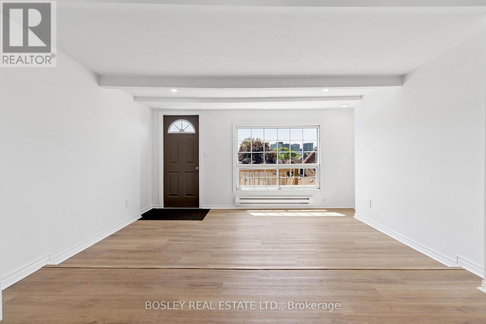 1167 Dundas Street W Property Photo 20