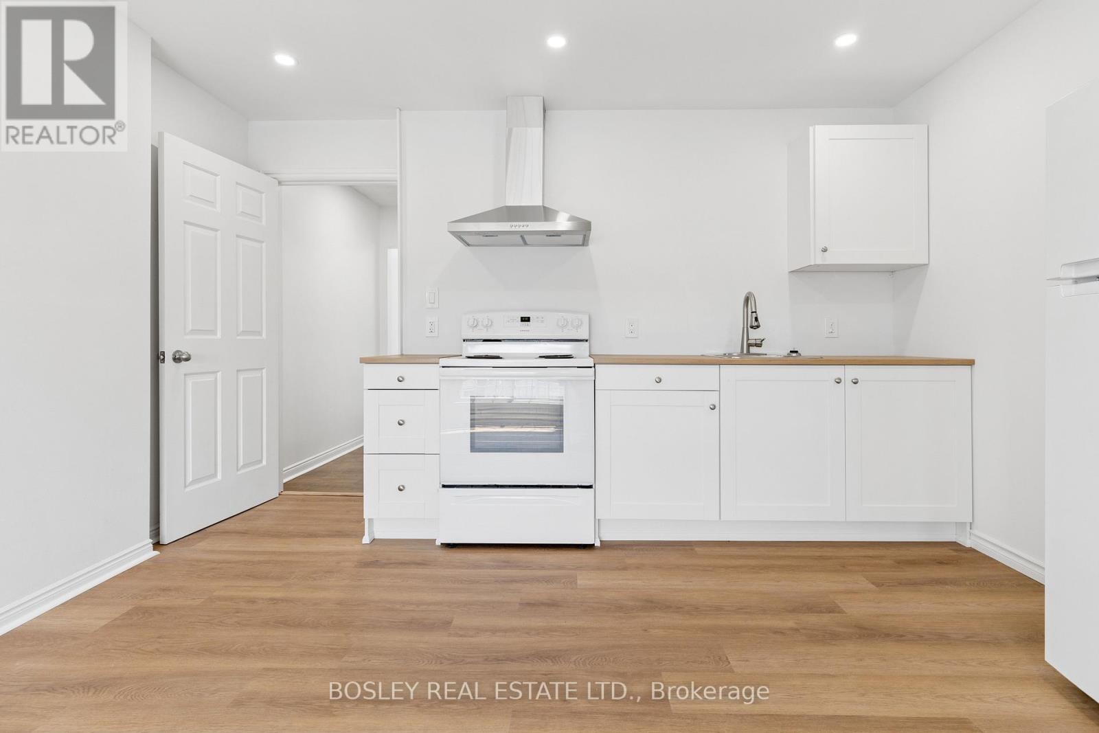1167 Dundas Street W Property Photo 21