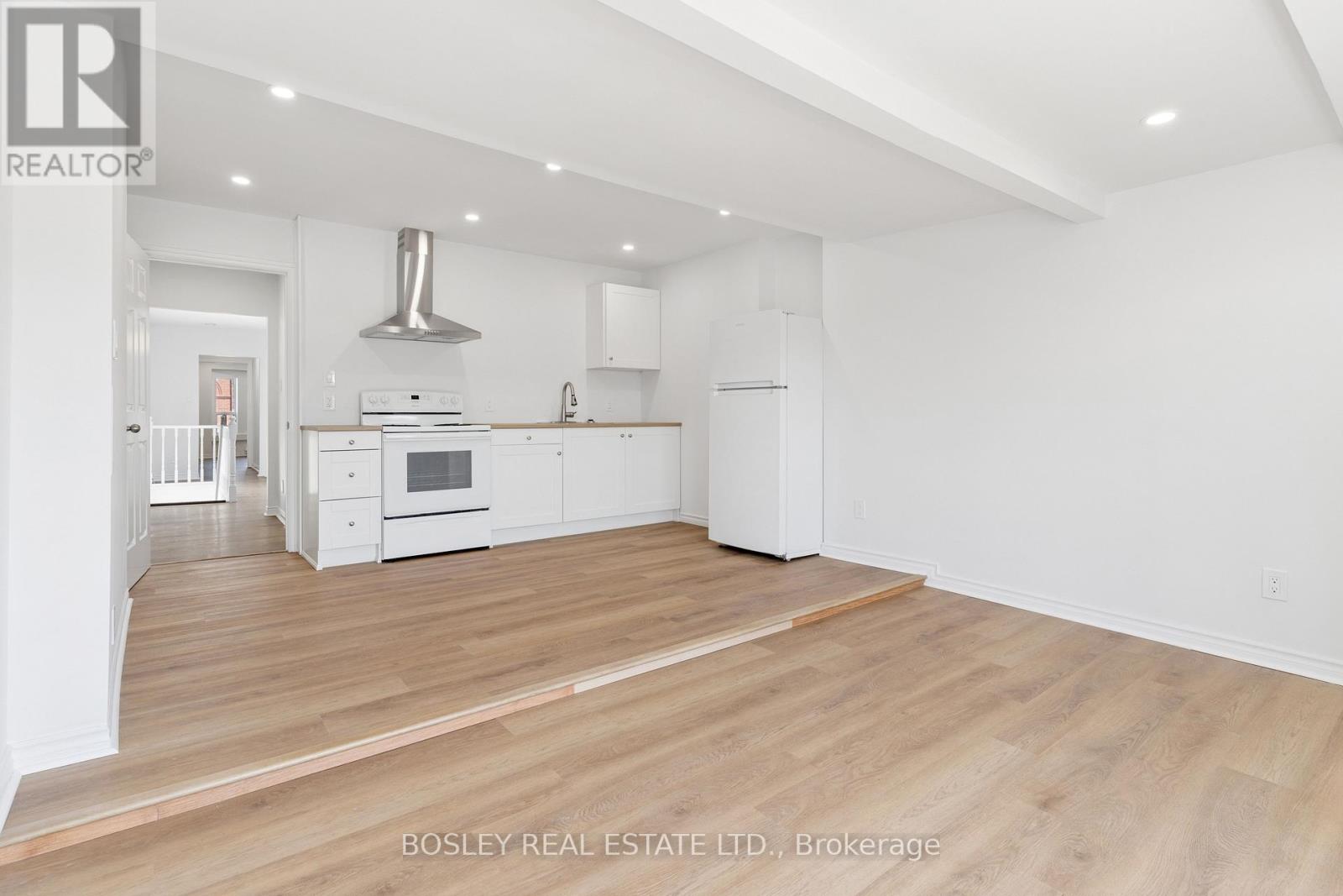 1167 Dundas Street W Property Photo 22