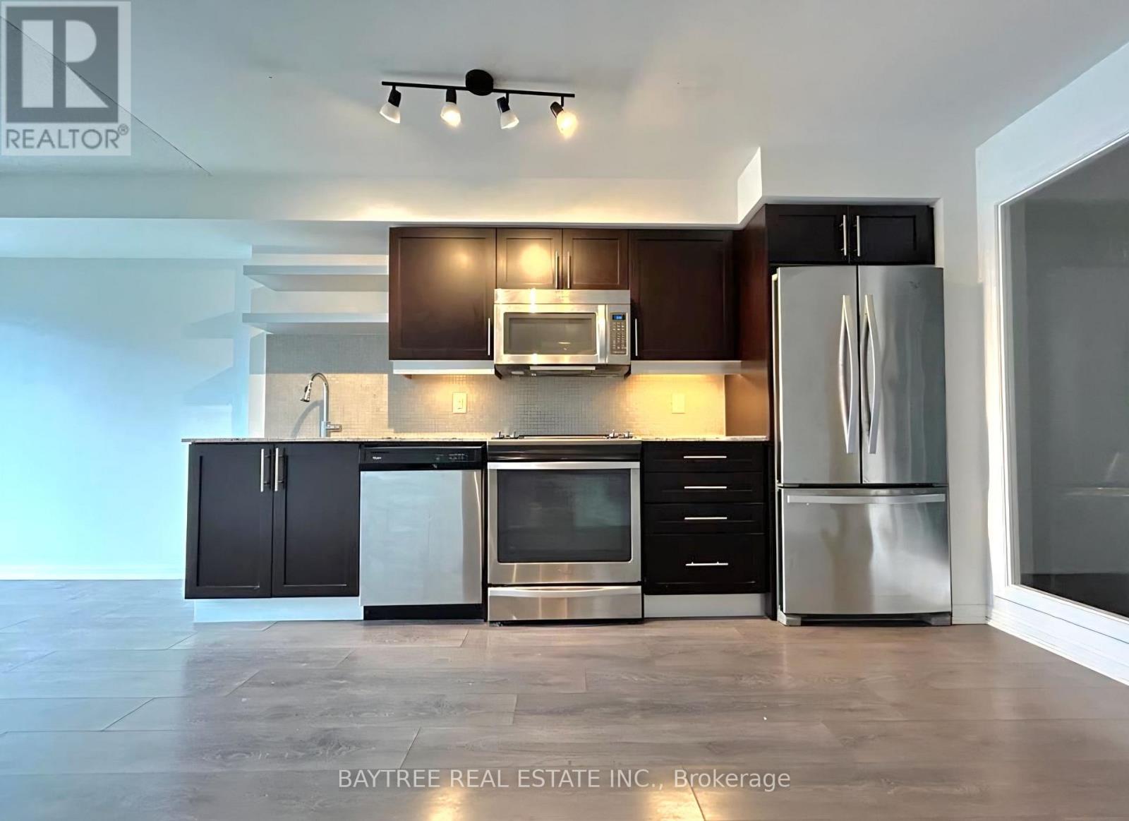 1109 - 400 Adelaide Street E Property Photo 1