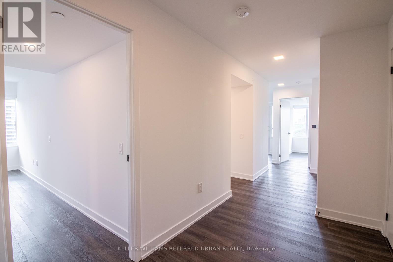 2104 - 609 Sherbourne Street Property Photo 4
