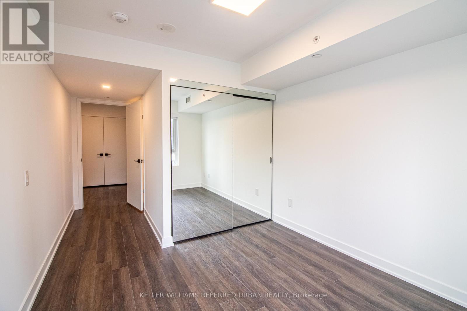 2104 - 609 Sherbourne Street Property Photo 8