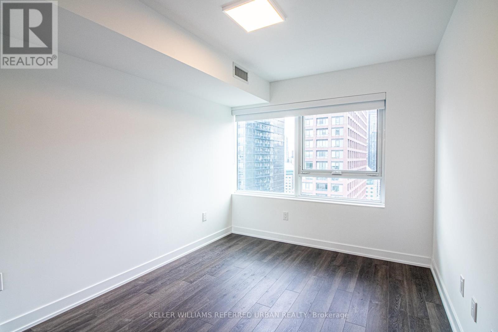 2104 - 609 Sherbourne Street Property Photo 10