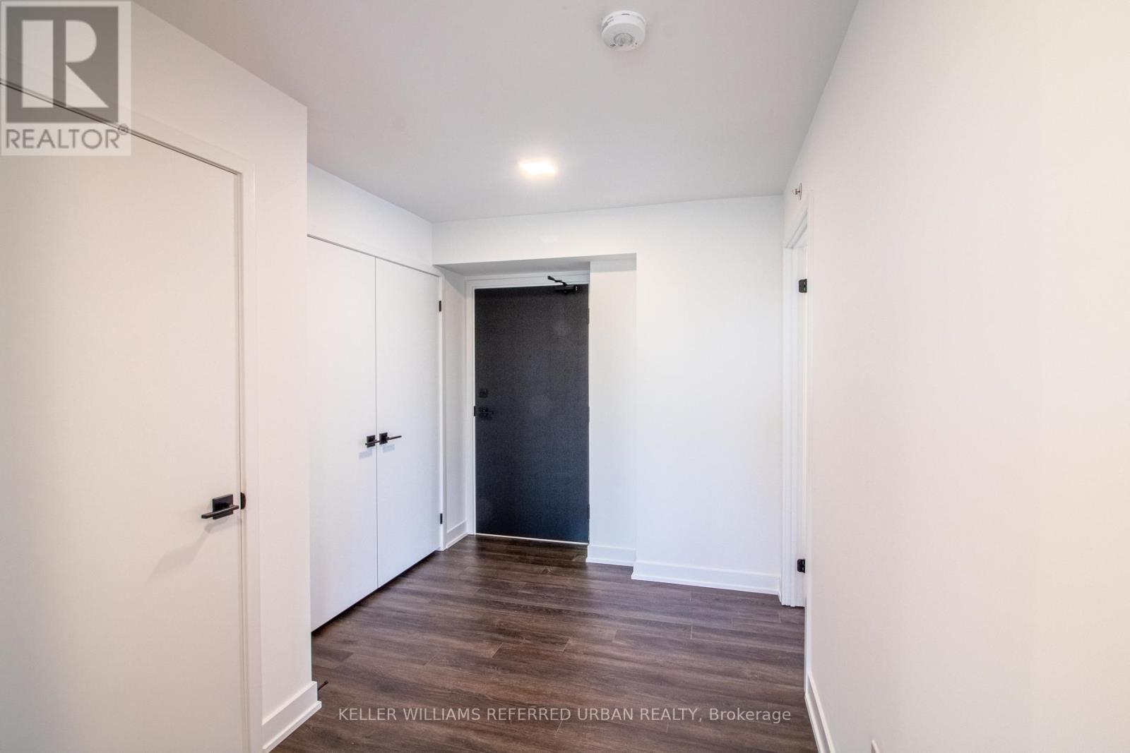 2104 - 609 Sherbourne Street Property Photo 15