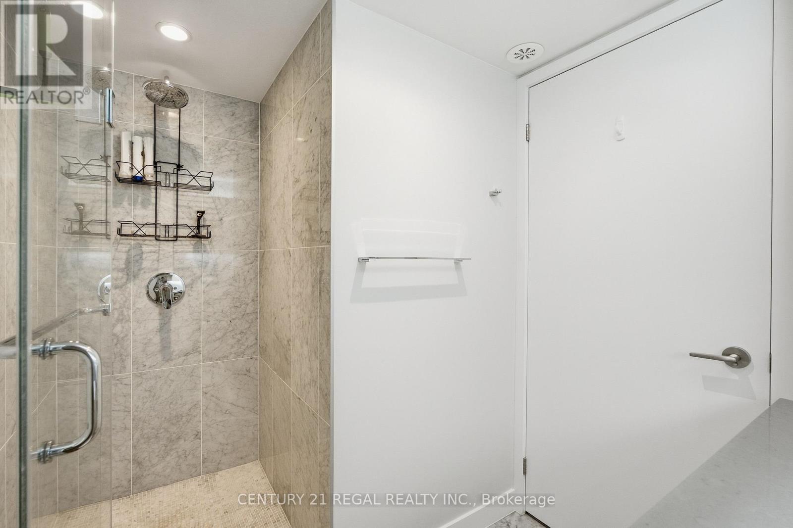 Th07 - 113 Mcmahon Drive Property Photo 39
