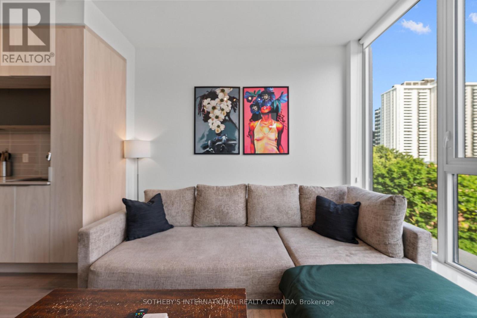412 - 1 Belsize Drive Property Photo 8