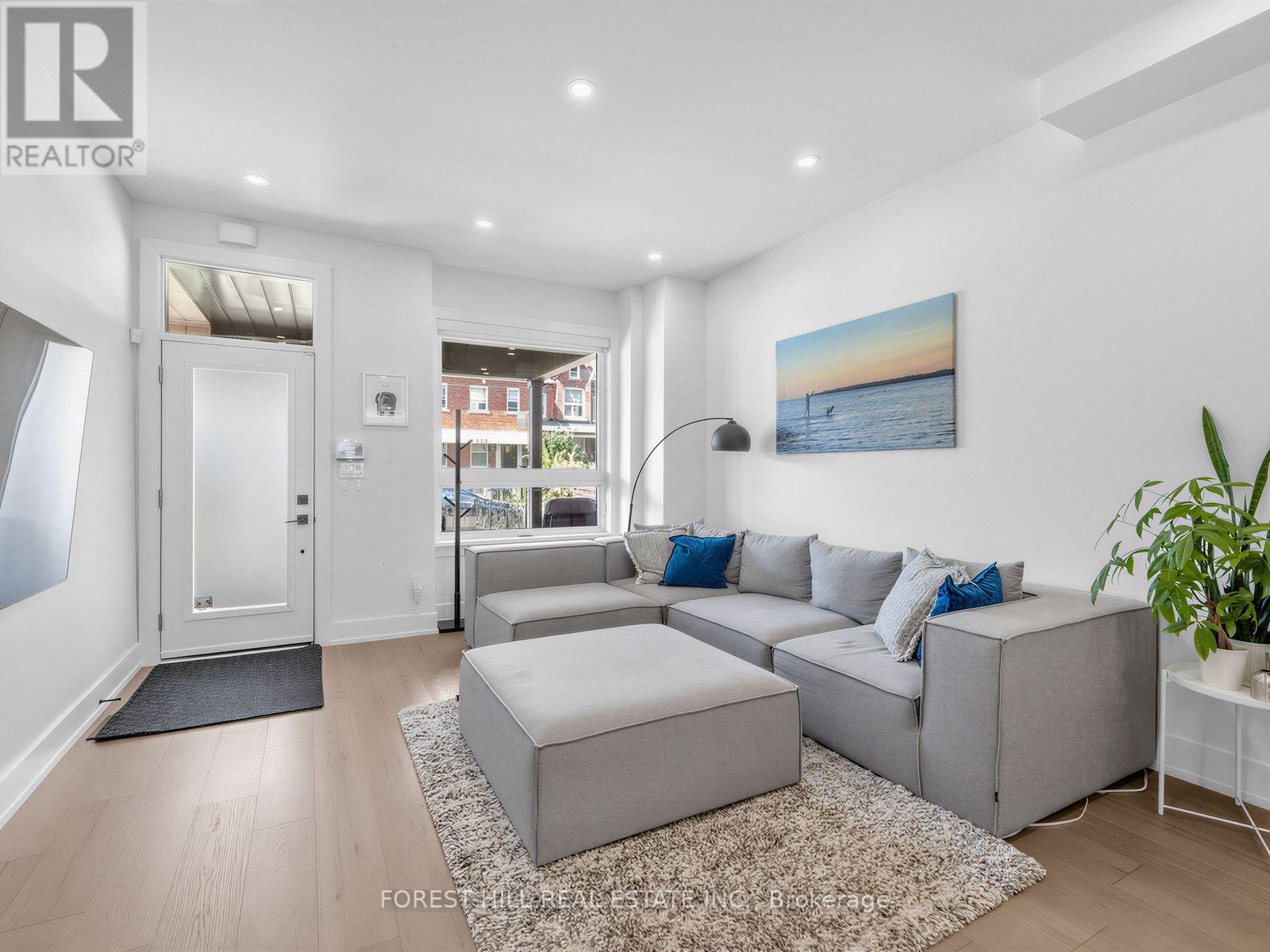 87 Palmerston Avenue Property Photo 4