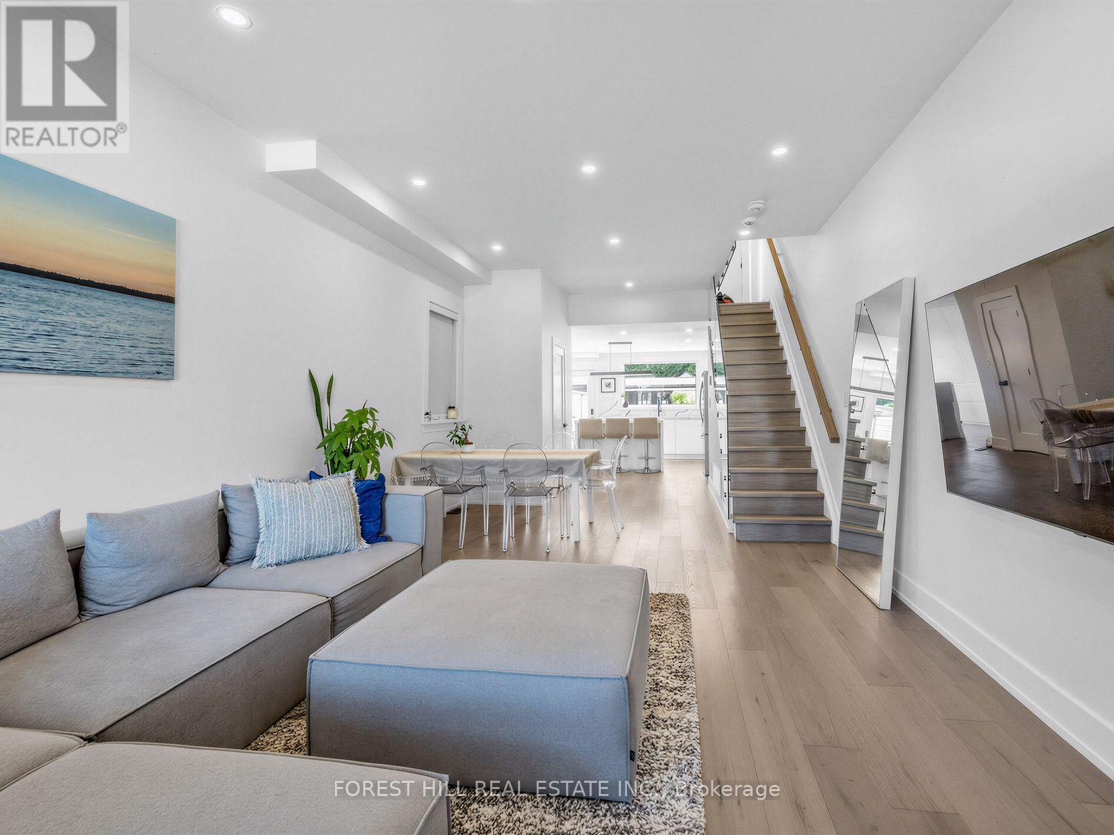 87 Palmerston Avenue Property Photo 6