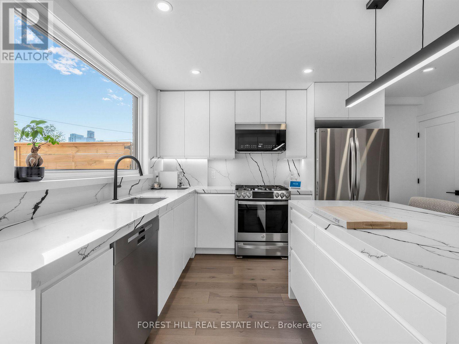 87 Palmerston Avenue Property Photo 12