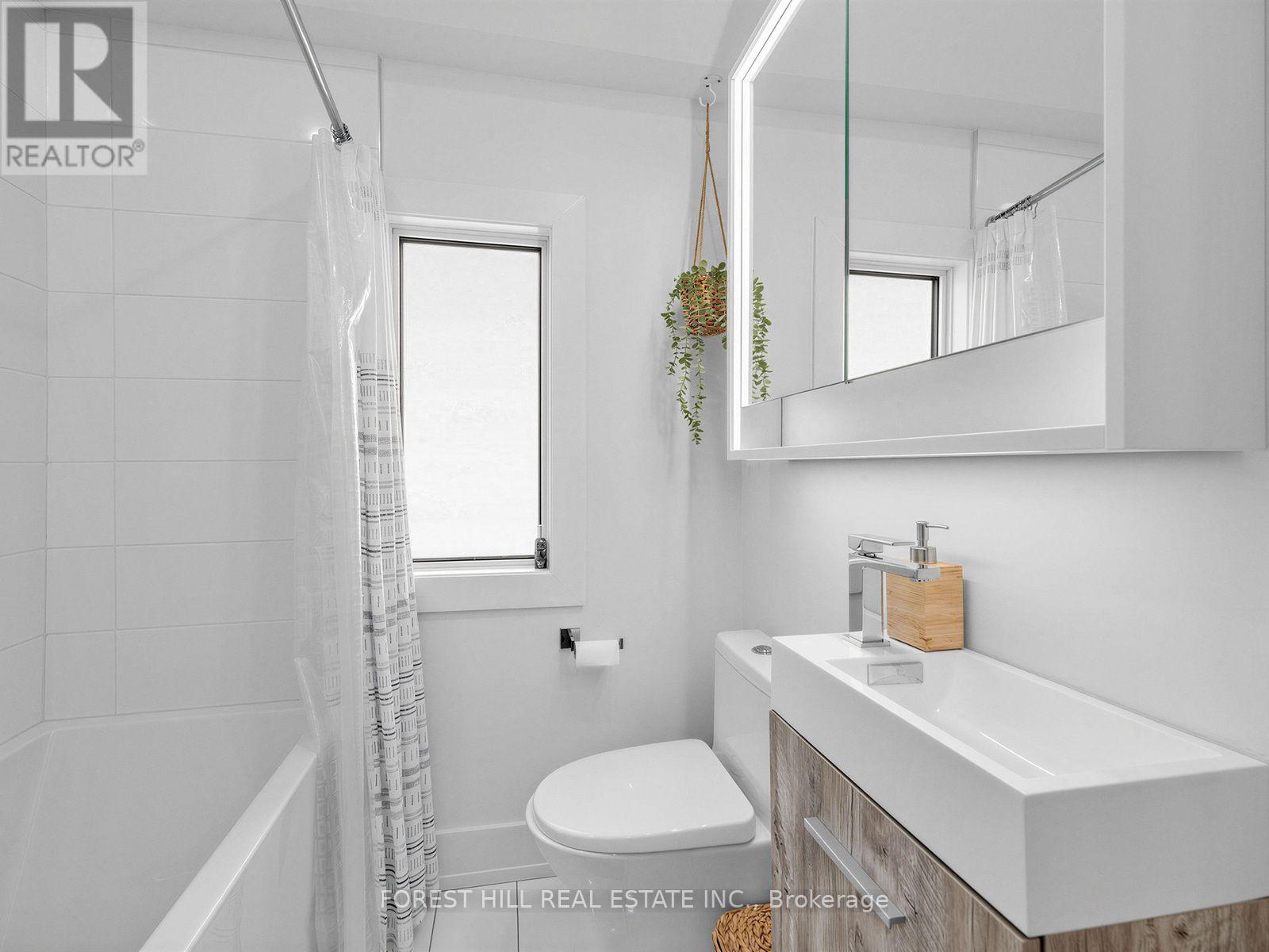 87 Palmerston Avenue Property Photo 23