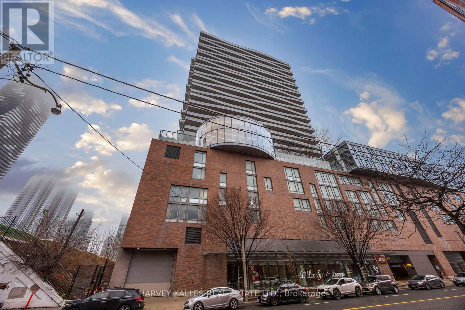 1612 - 1 Market Street Property Photo 1