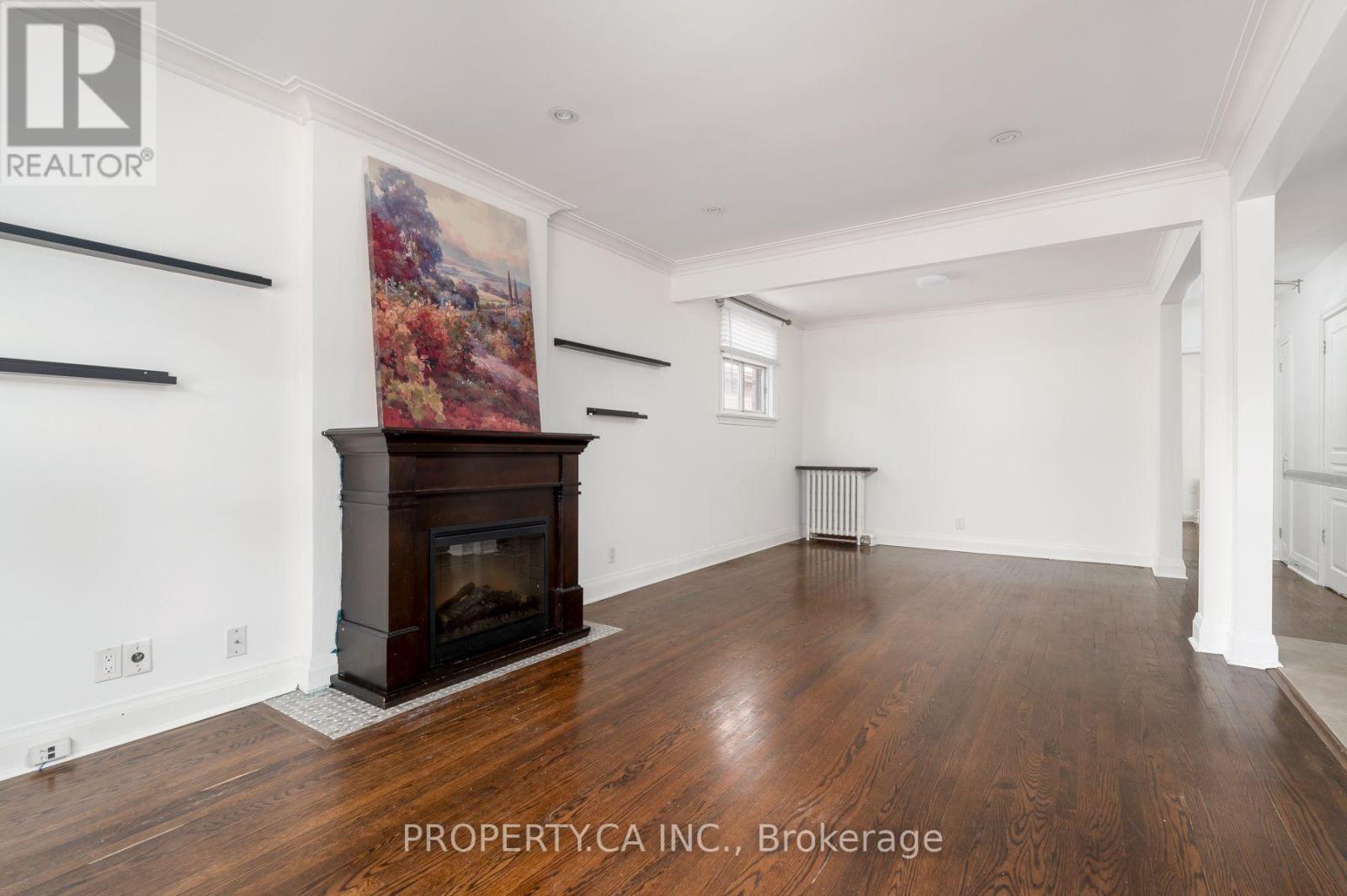 573 Northcliffe Boulevard Property Photo 10