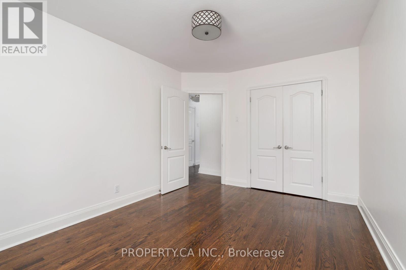 573 Northcliffe Boulevard Property Photo 16