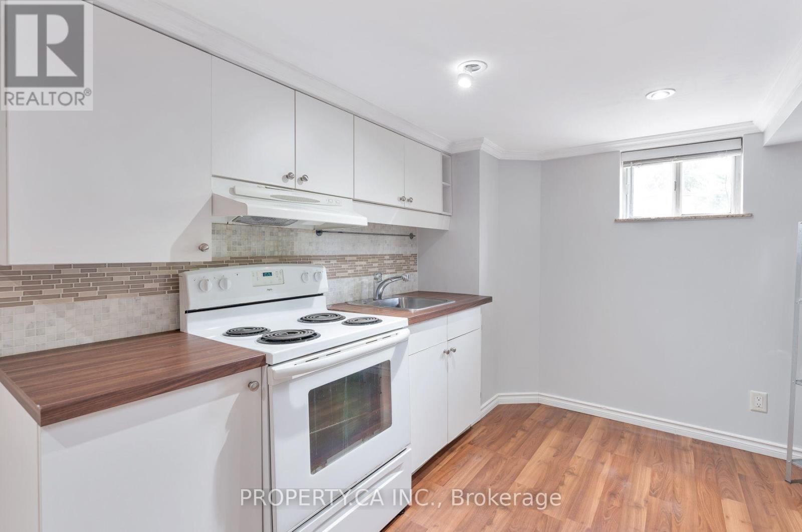 573 Northcliffe Boulevard Property Photo 20