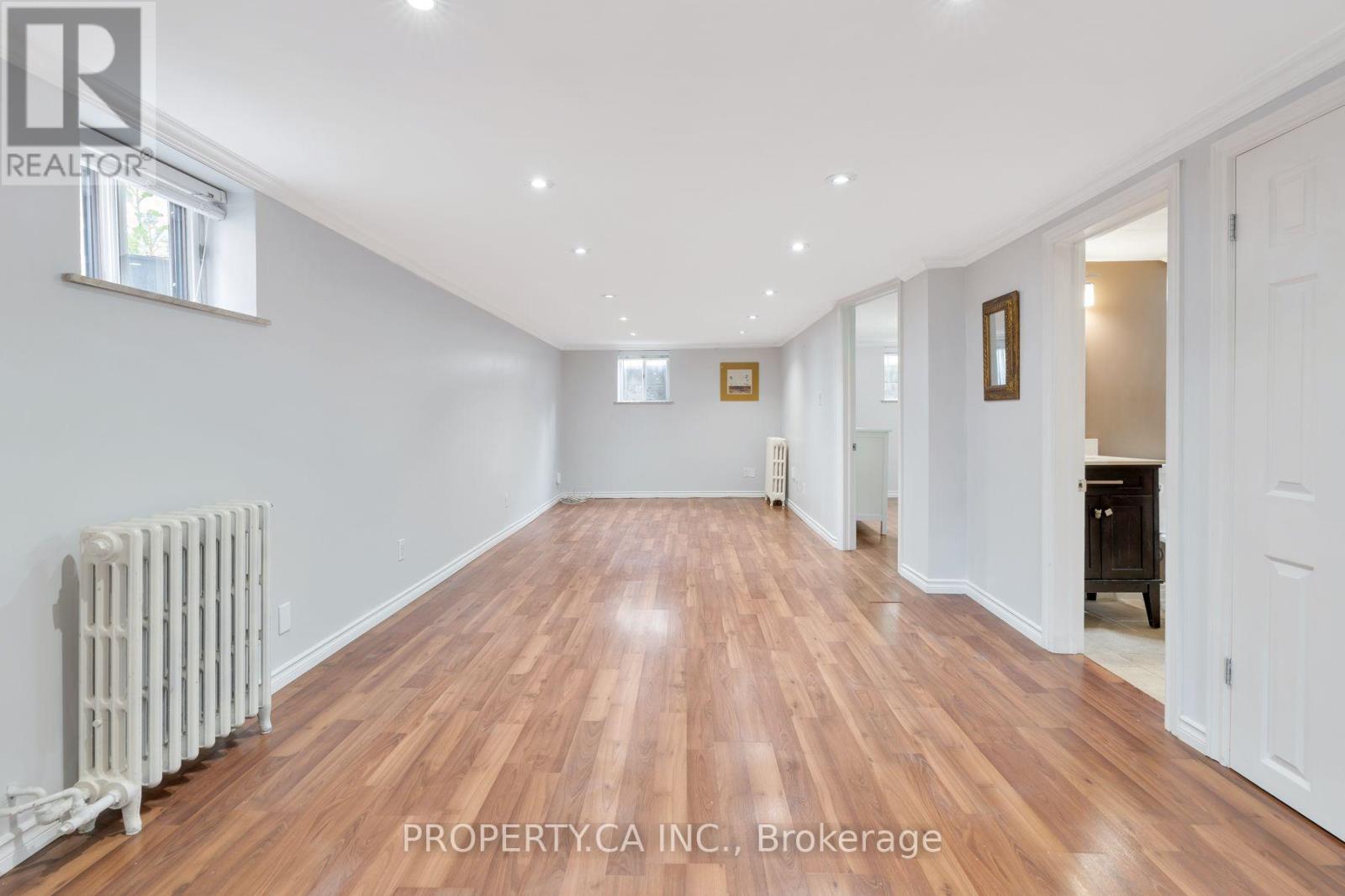 573 Northcliffe Boulevard Property Photo 22