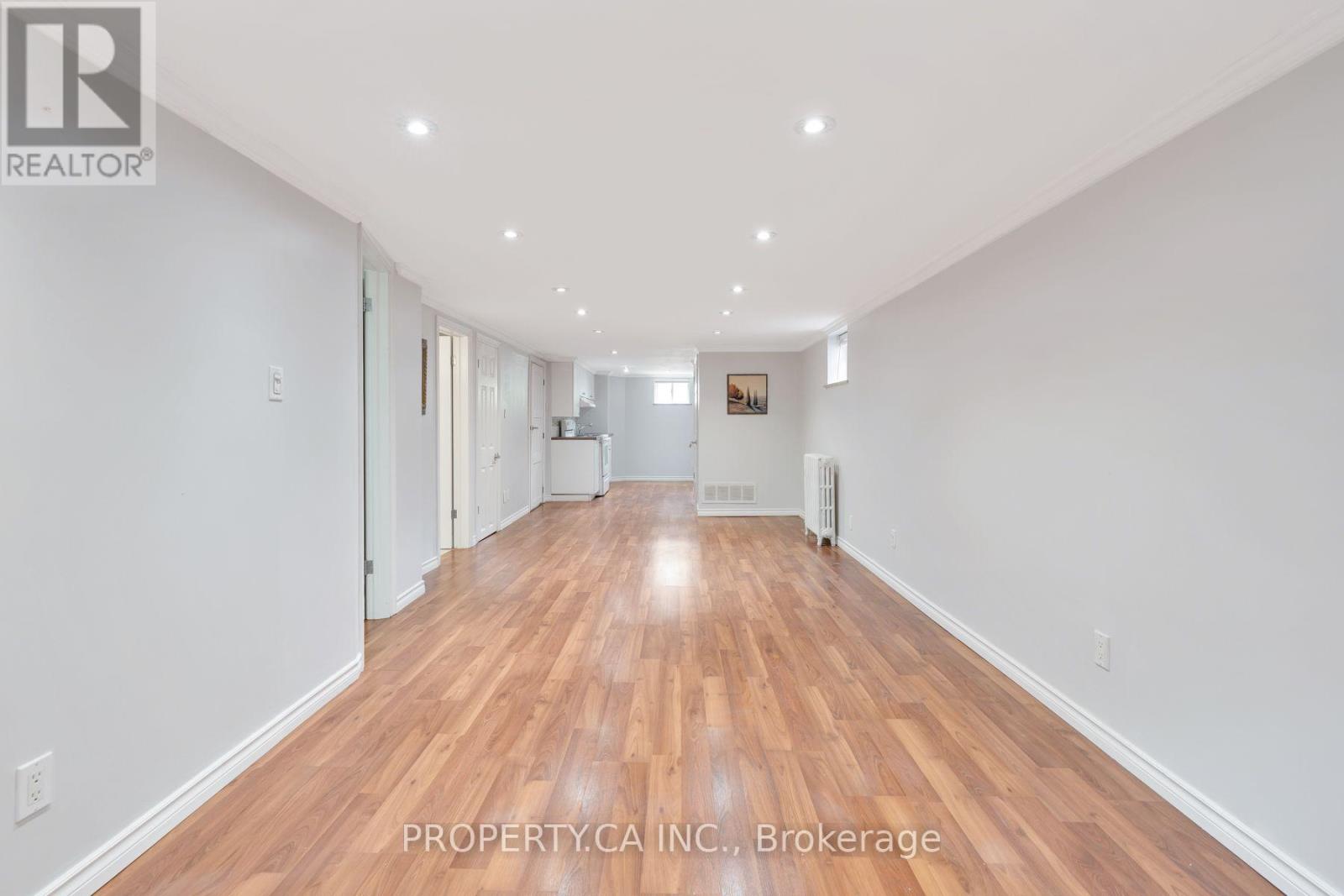 573 Northcliffe Boulevard Property Photo 26