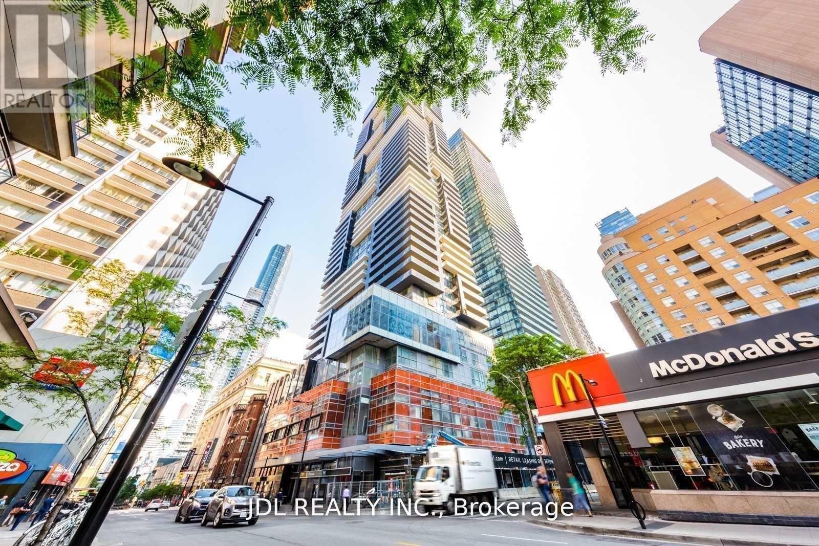 1007 - 7 GRENVILLE STREET Property Photo 1
