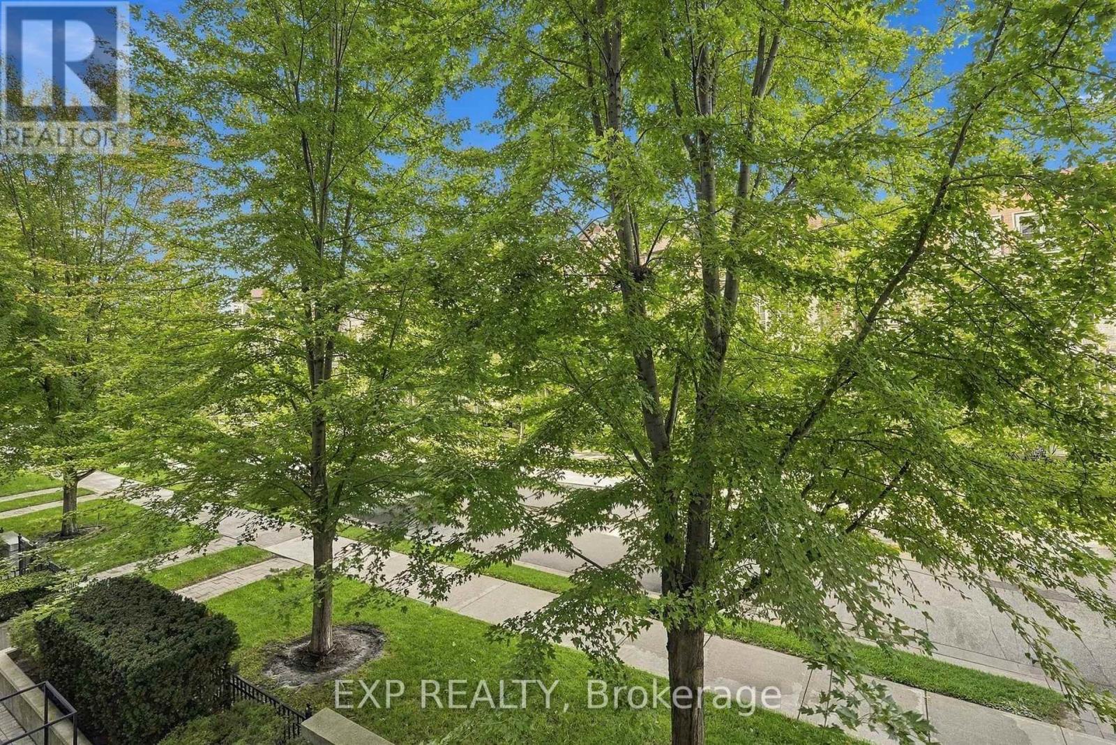 213 - 21 Clairtrell Road Property Photo 32
