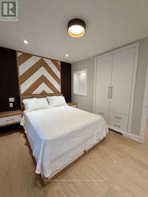 2nd Floor - 10 Lascelles Boulevard Property Photo 13