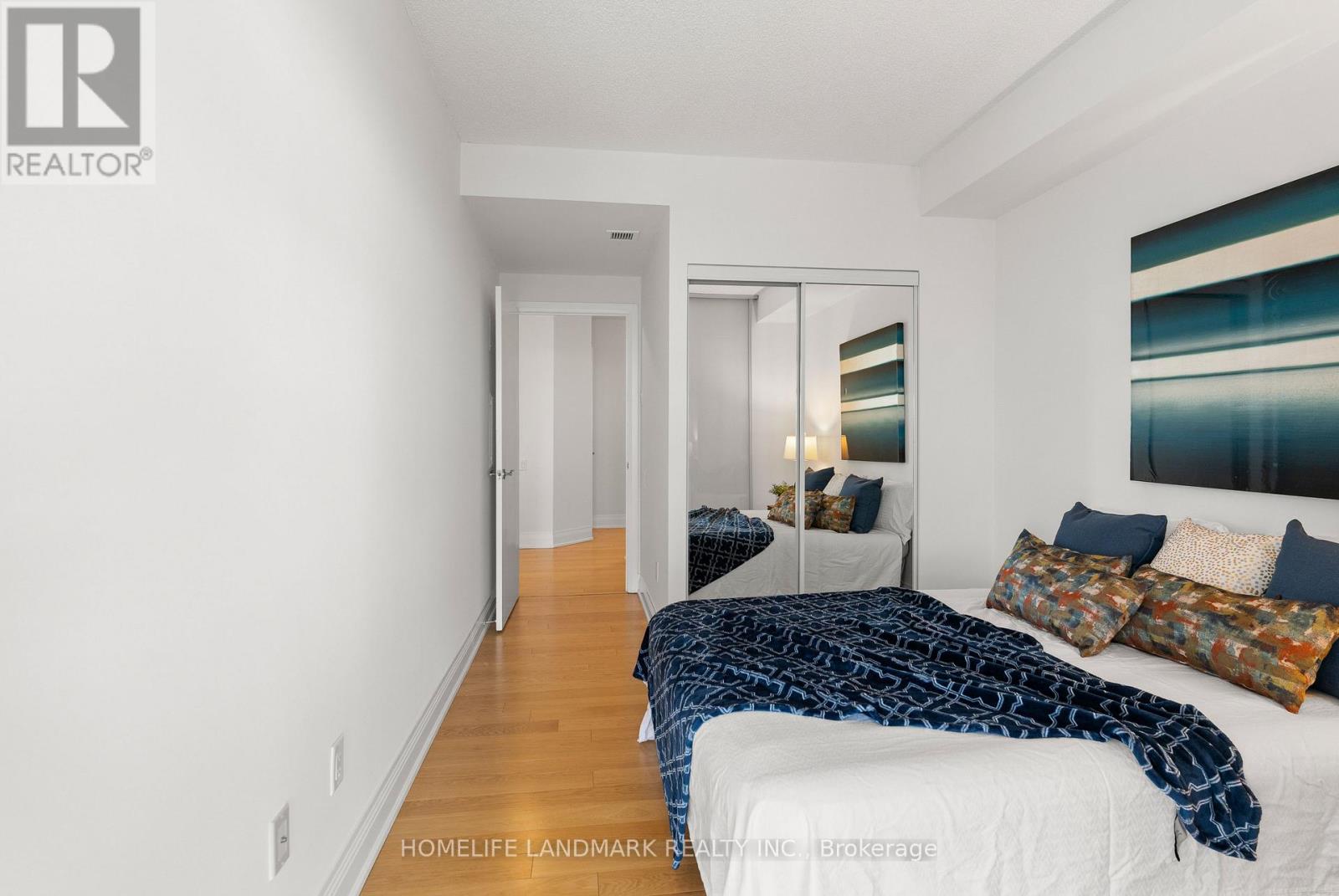 4508 - 2191 Yonge Street Property Photo 9