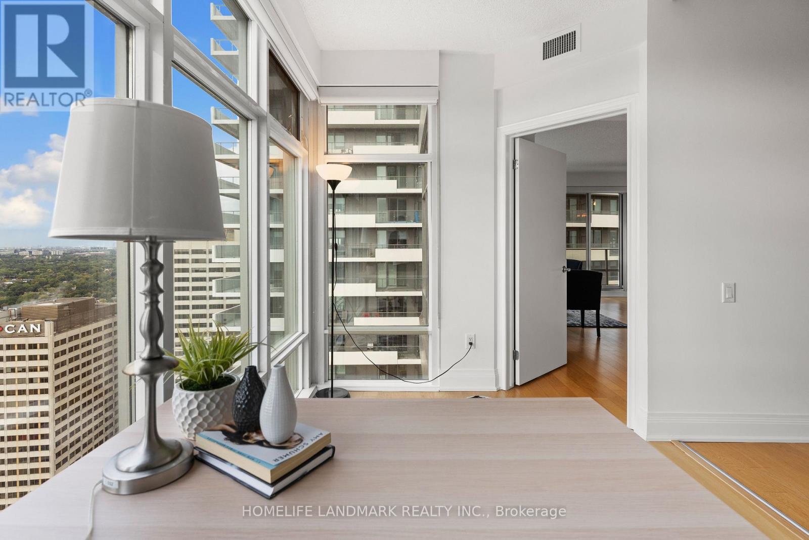 4508 - 2191 Yonge Street Property Photo 14