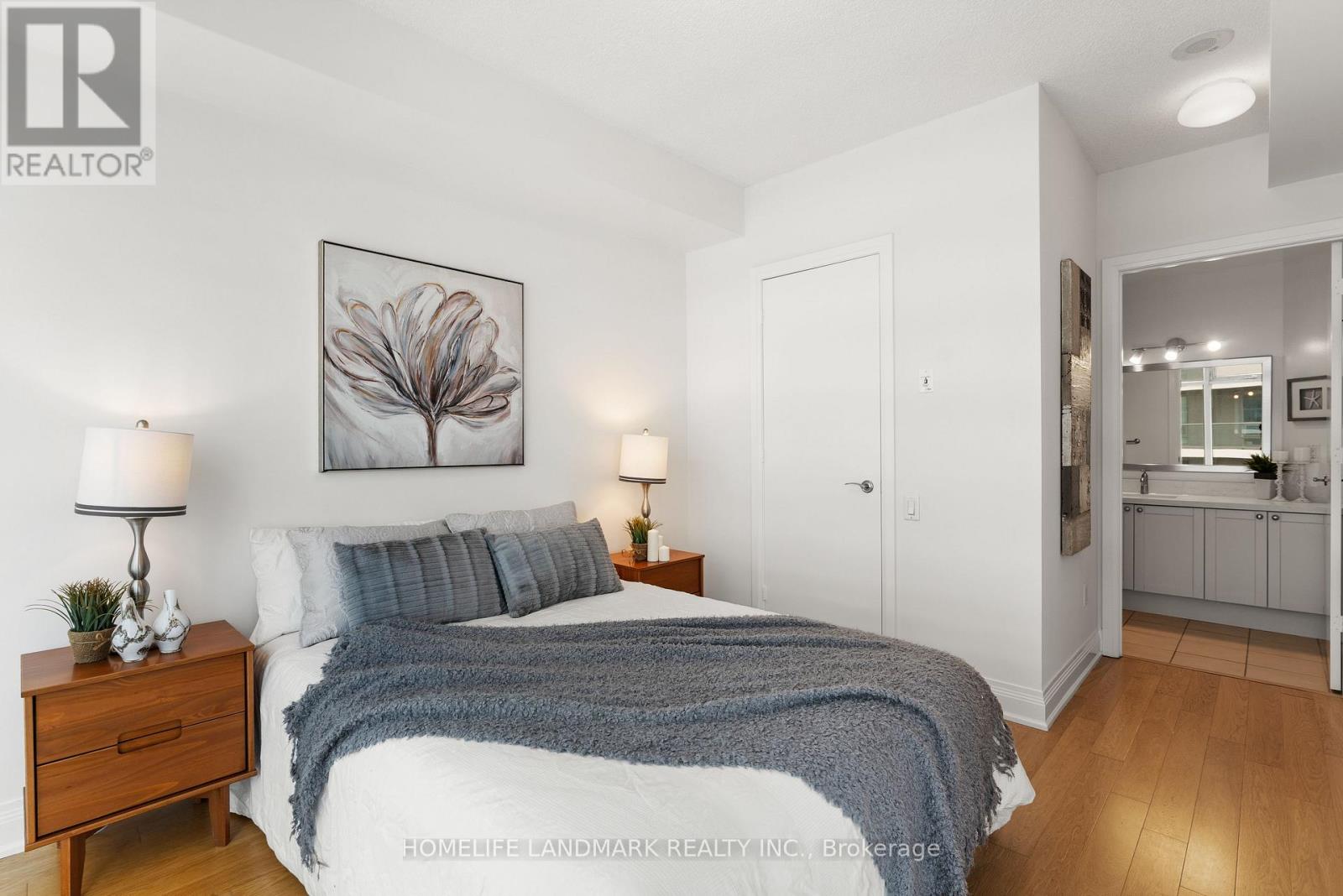 4508 - 2191 Yonge Street Property Photo 25