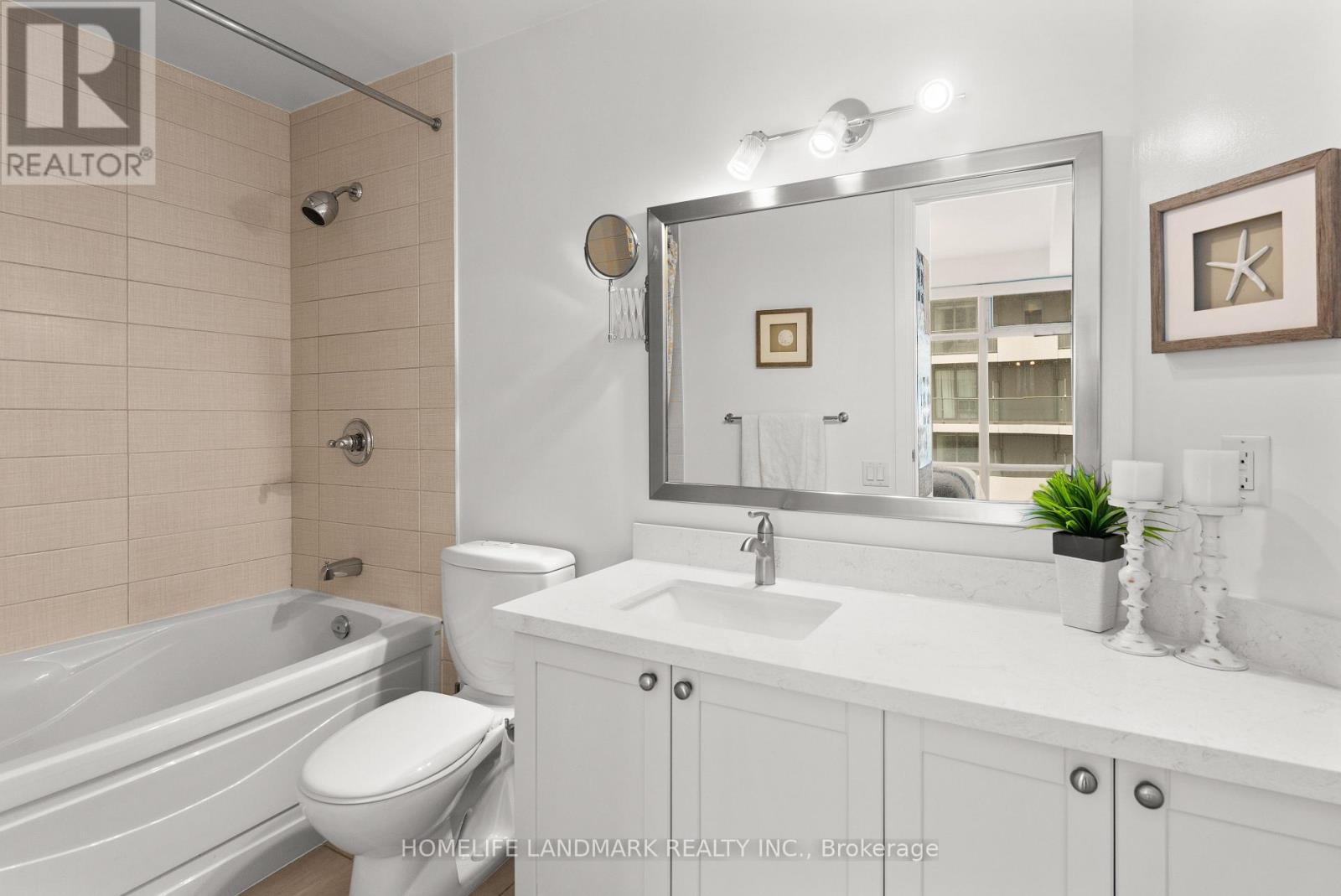 4508 - 2191 Yonge Street Property Photo 27