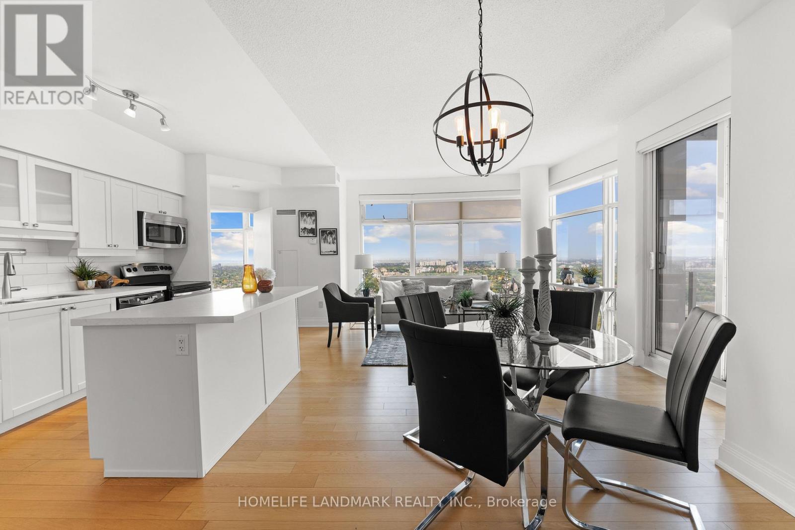 4508 - 2191 Yonge Street Property Photo 29