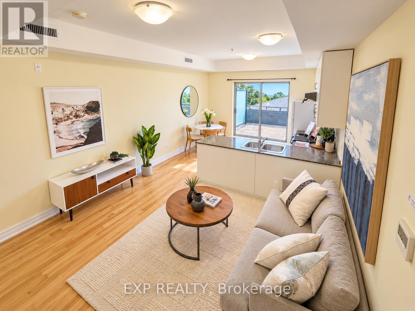 204 - 728 Sheppard Avenue W Property Photo 3