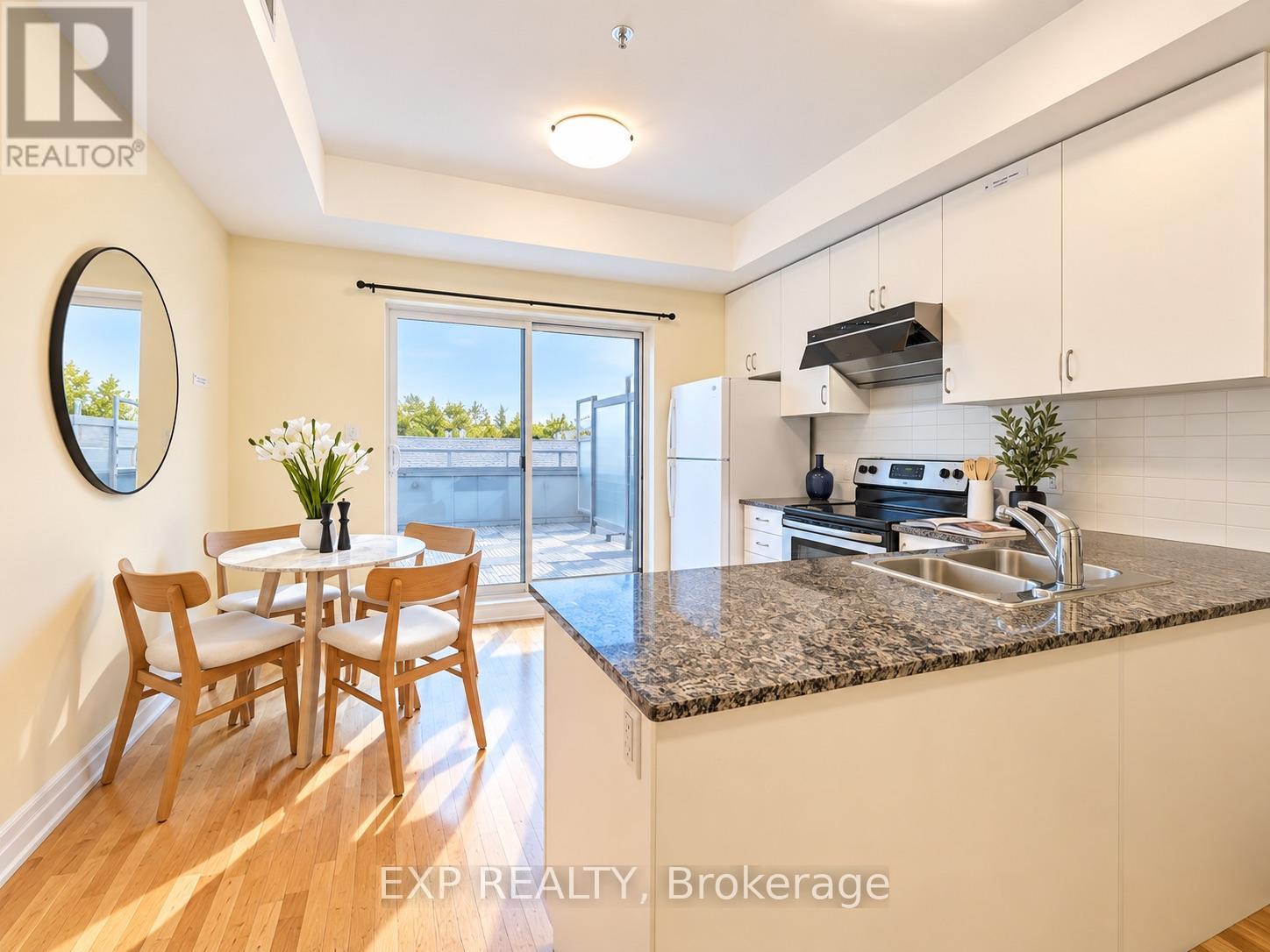 204 - 728 Sheppard Avenue W Property Photo 11